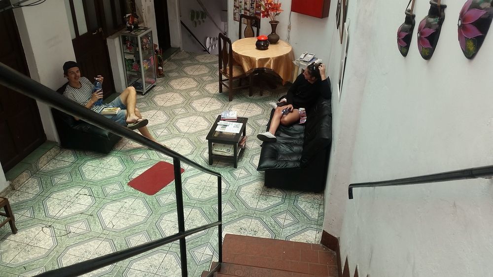 Casa Residencial Maya Inn Hostel 苏克雷 外观 照片